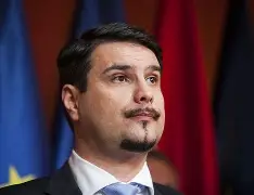 包含Ho記;瓏鐹捊W耓篥涃?fg?5?砩&uJ橻?+豓vc的词条